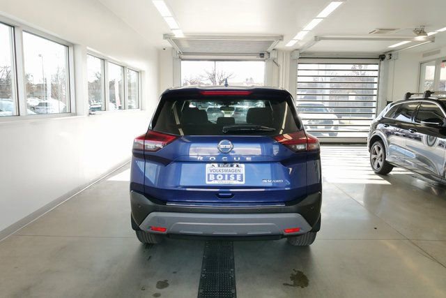 Used 2021 Nissan Rogue SV image 5