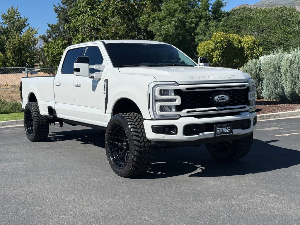 Used 2026 Ford F350 Lariat w/ Black Appearance Package