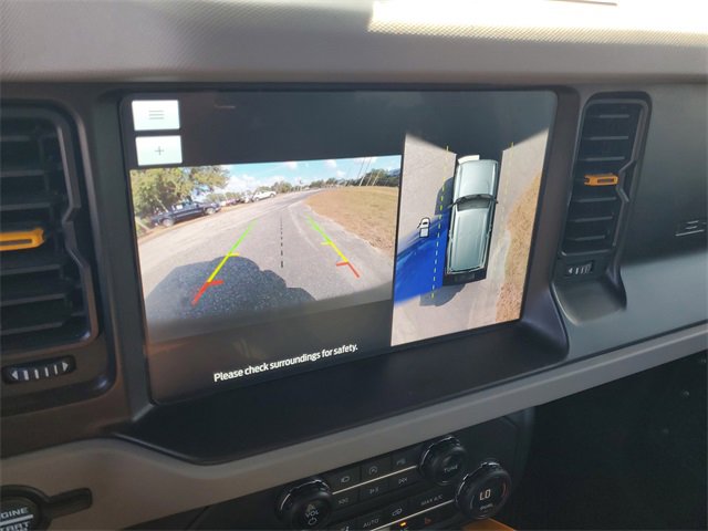 Used 2023 Ford Bronco Badlands image 19