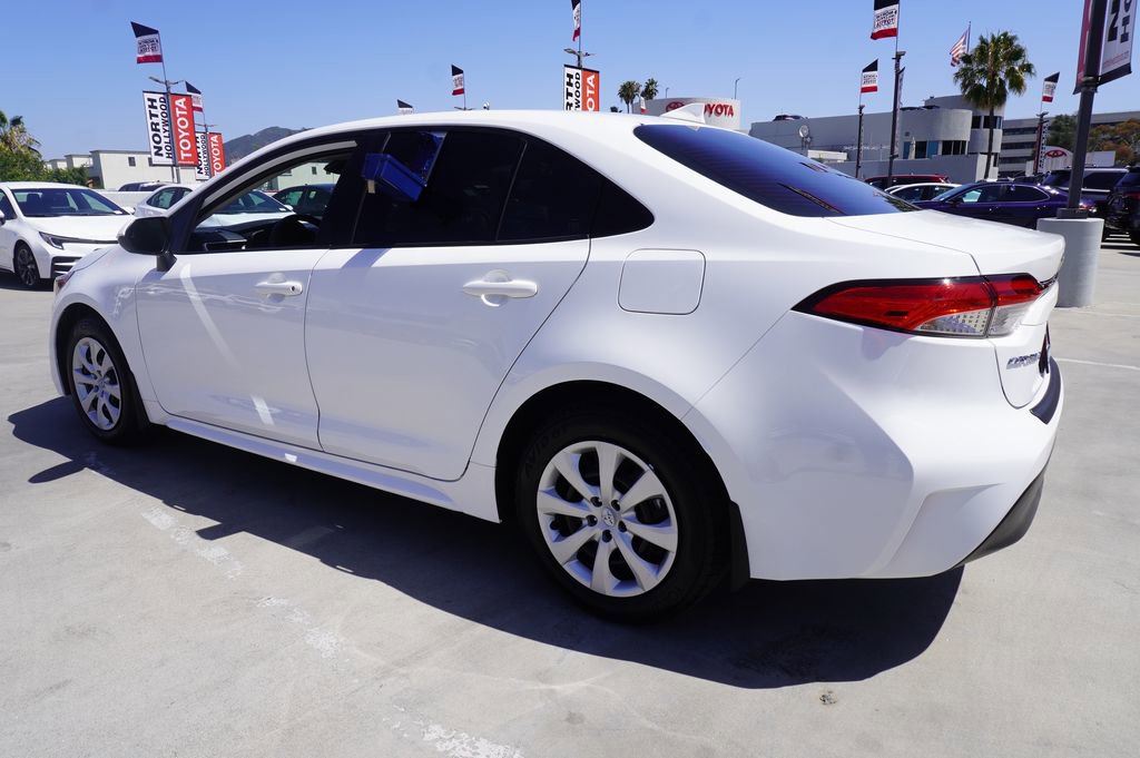 Certified 2026 Toyota Corolla LE FWD image 5