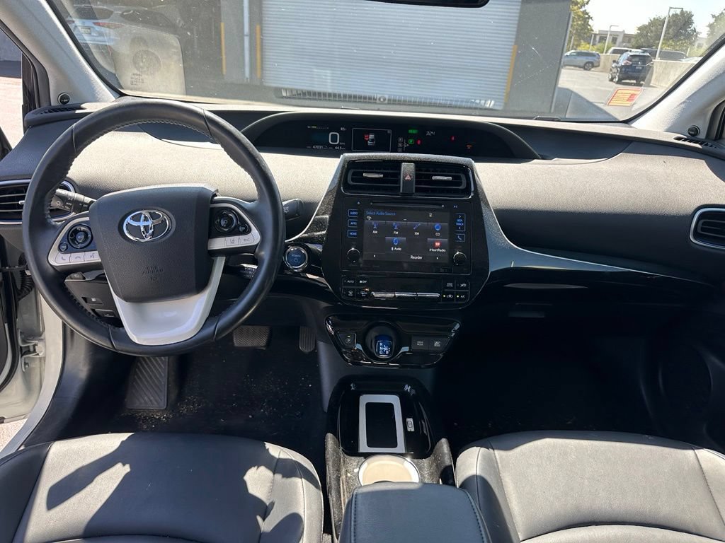 Used 2016 Toyota Prius Three Touring FWD image 9