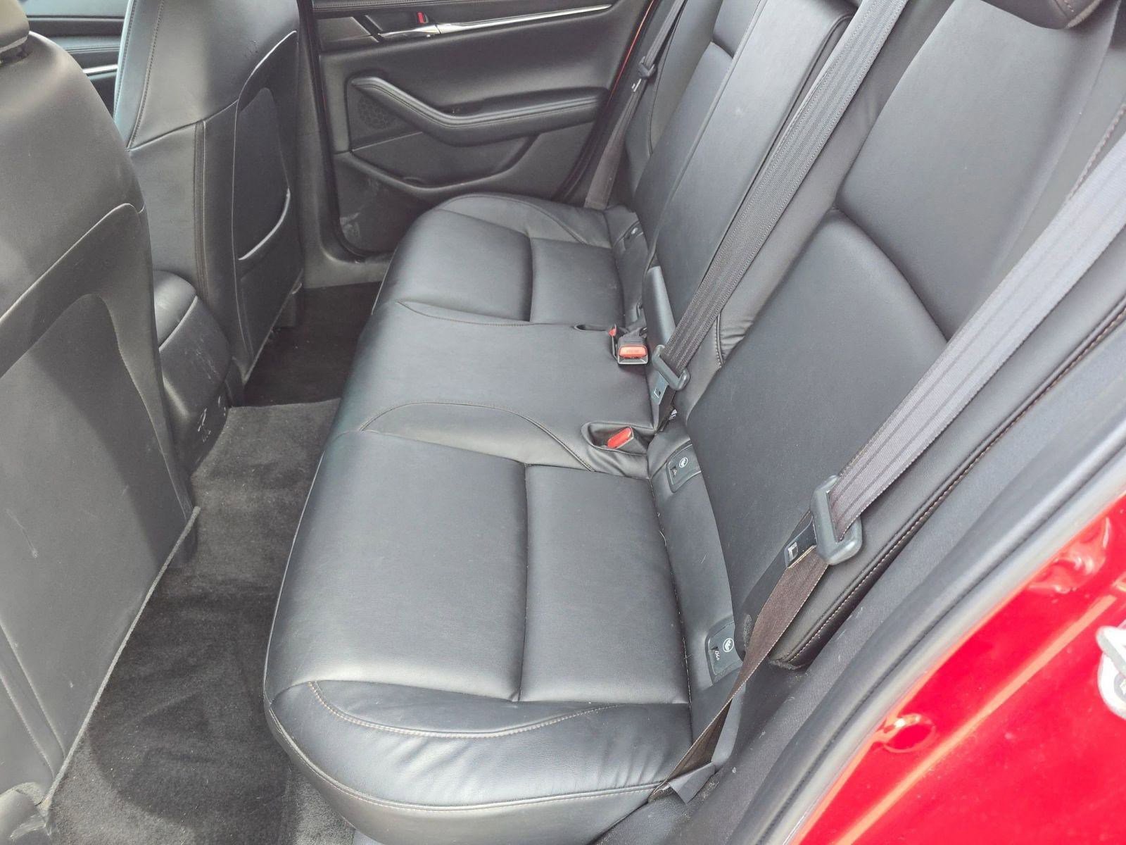 Used 2021 MAZDA MAZDA3 s image 14