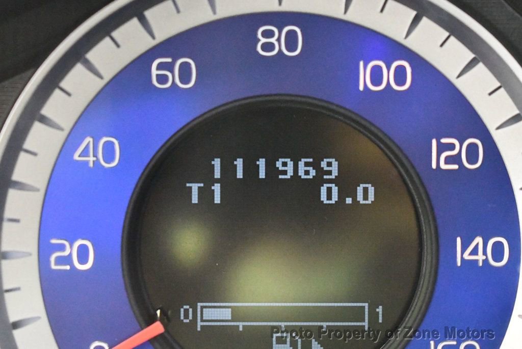 Used 2012 Volvo XC60 T6 R-Design image 33