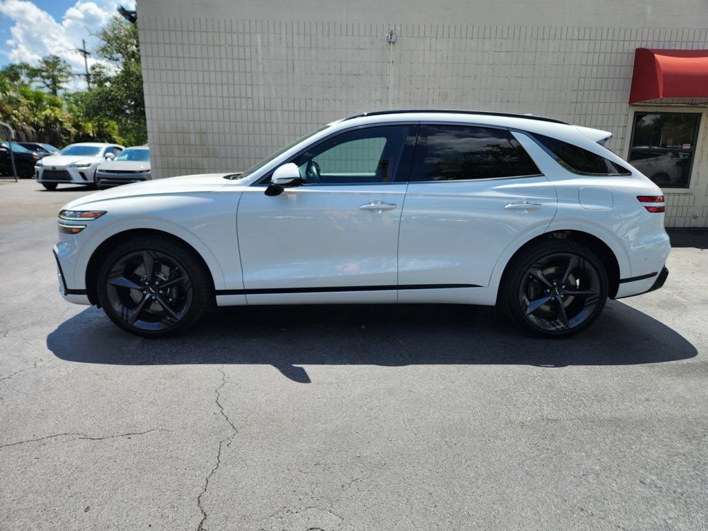 Used 2026 Genesis GV70 2.5T Sport Prestige AWD/4WD image 2