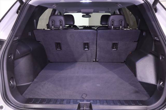 Used 2019 Chevrolet Equinox Premier AWD/4WD image 32
