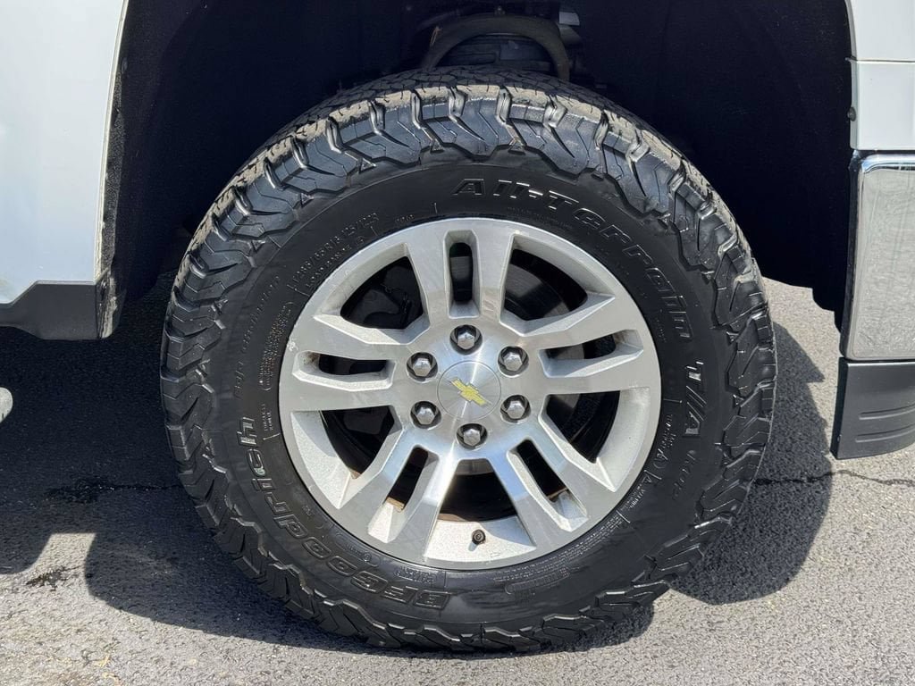 Used 2014 Chevrolet Silverado 1500 LTZ w/ LTZ Plus Package AWD/4WD image 27