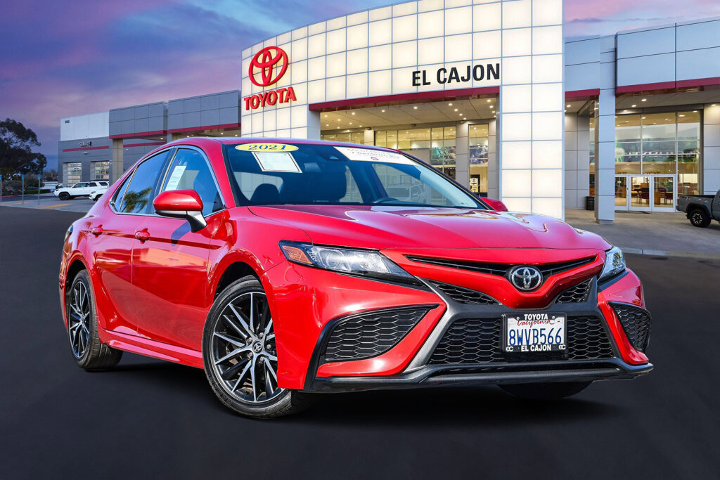 Certified 2021 Toyota Camry SE
