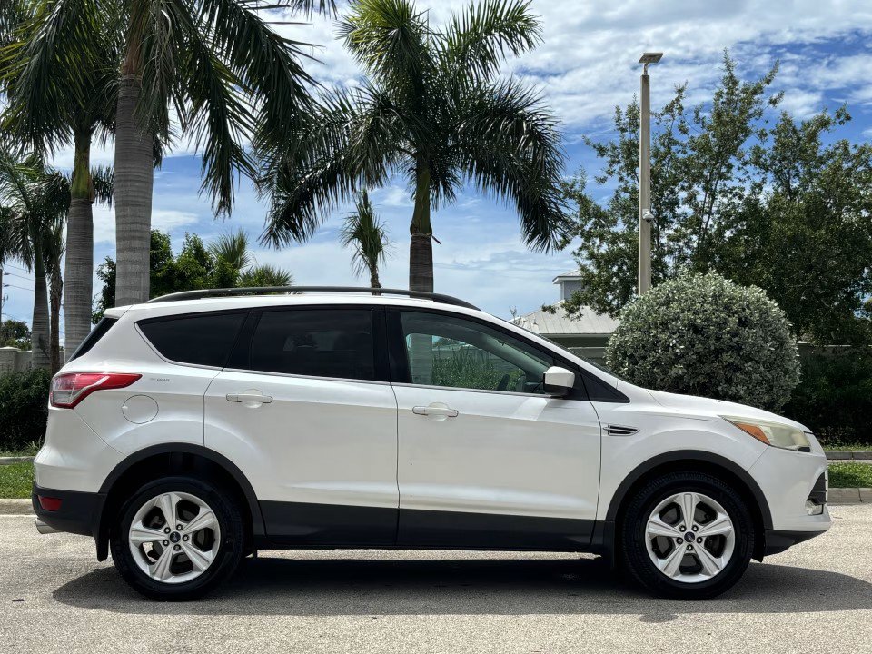 Used 2013 Ford Escape SE FWD image 5