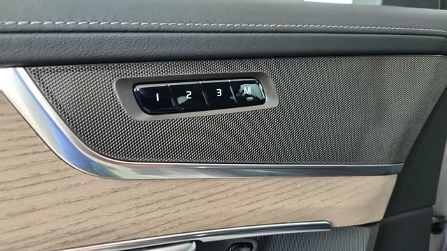 New 2026 Volvo XC90 B6 Core AWD/4WD image 11