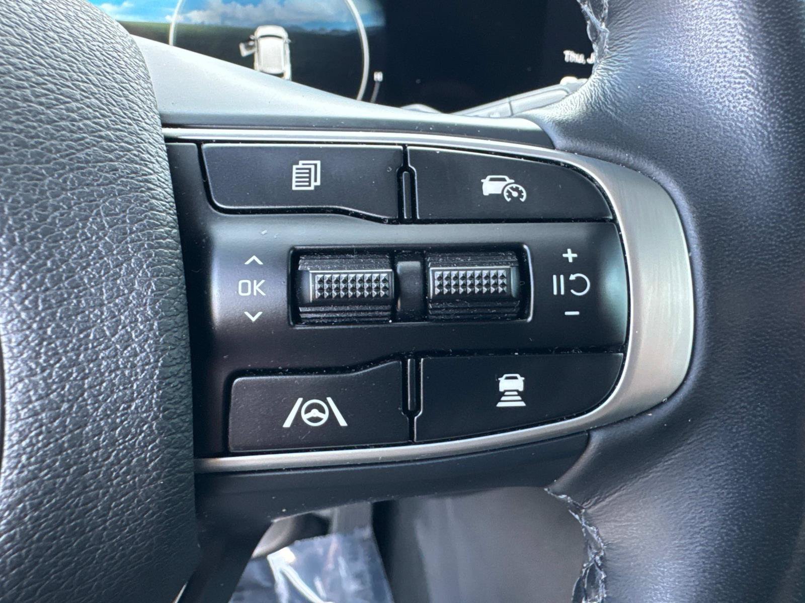 Used 2023 Kia Sportage SX FWD image 30