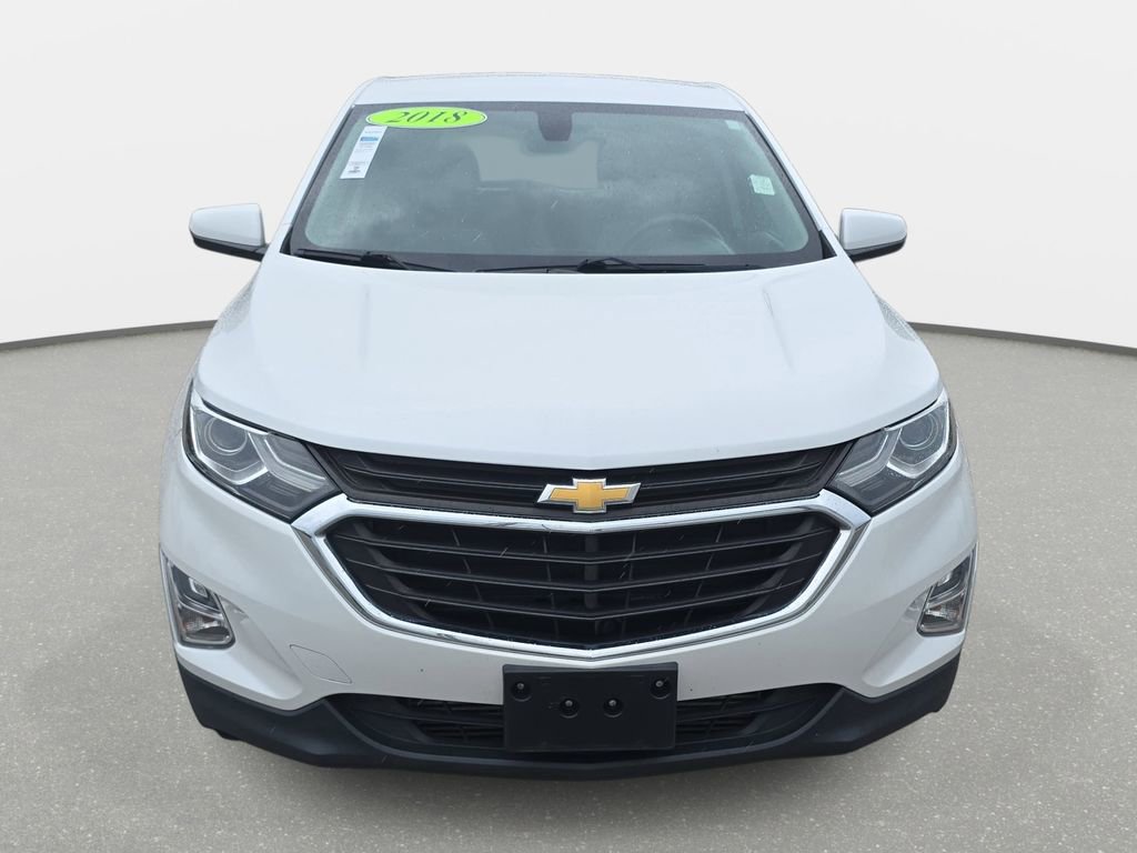 Used 2018 Chevrolet Equinox LT FWD image 2