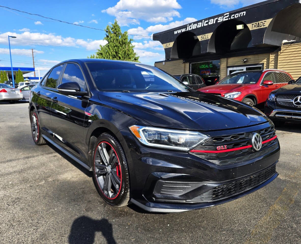Used 2019 Volkswagen Jetta GLI FWD image 37