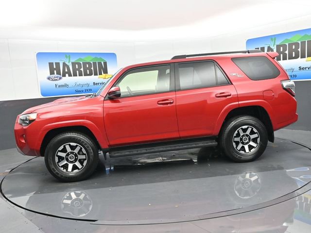 Used 2024 Toyota 4Runner TRD Off-Road image 2