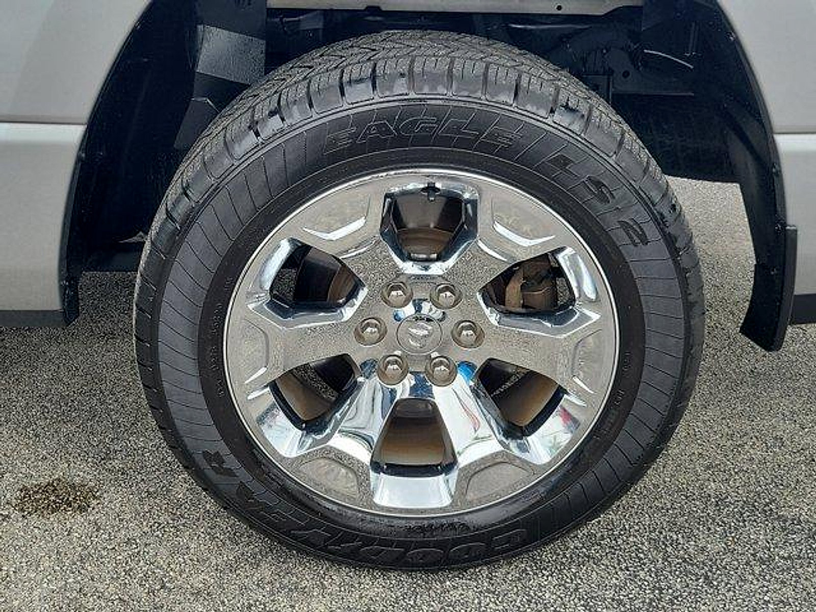 Used 2019 RAM 1500 Big Horn RWD image 10