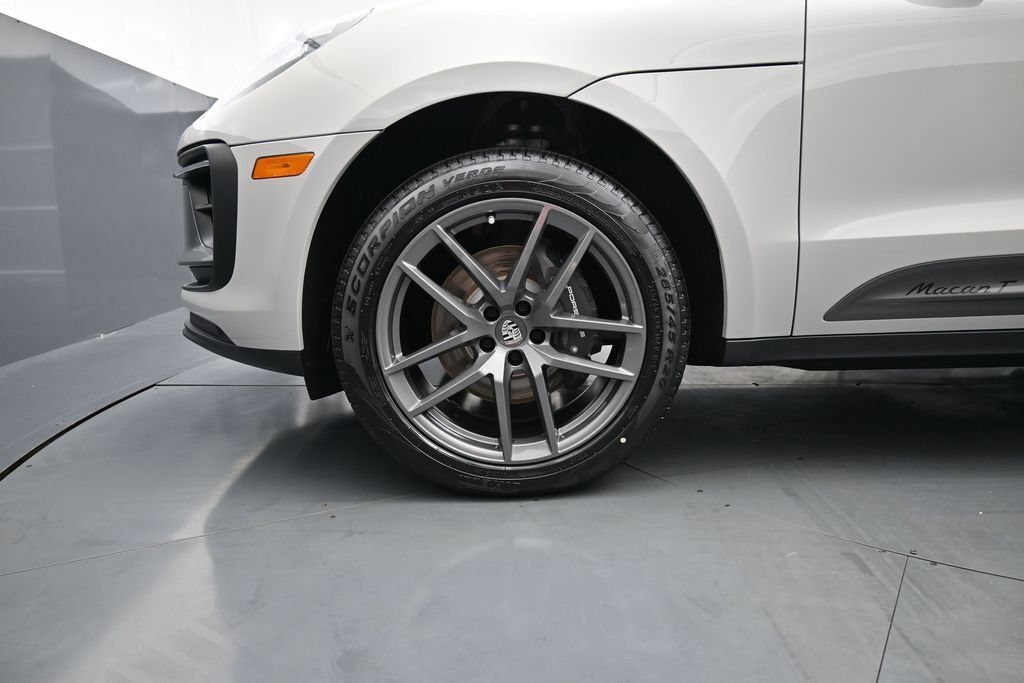 New 2026 Porsche Macan Turbo AWD/4WD image 8