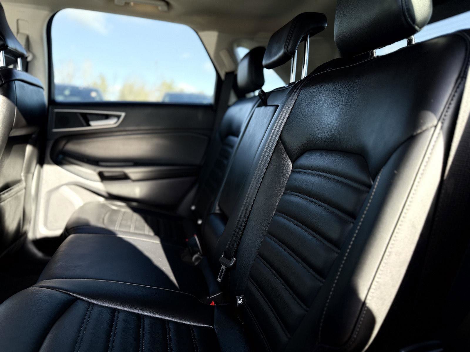 Used 2022 Ford Edge SEL w/ Convenience Package image 13