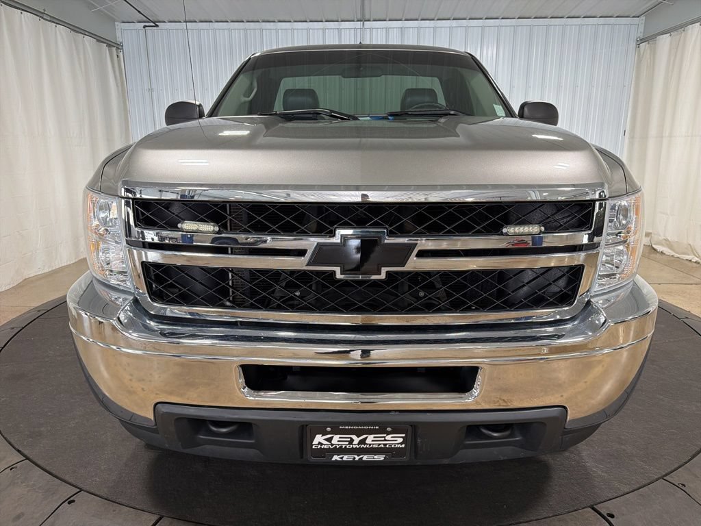 Used 2014 Chevrolet Silverado 2500 W/T AWD/4WD image 12