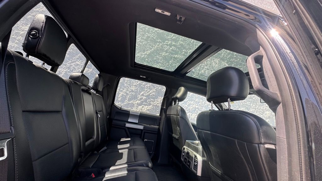 Used 2017 Ford F150 Lariat w/ Equipment Group 502A Luxury AWD/4WD image 9