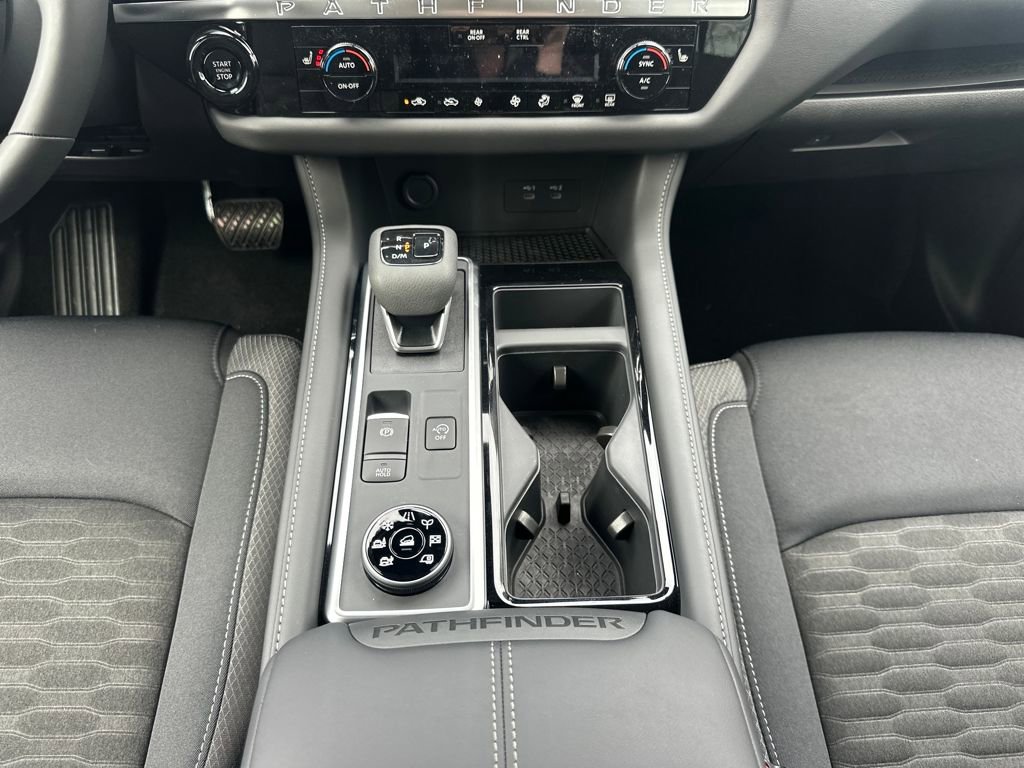 New 2026 Nissan Pathfinder SV image 28