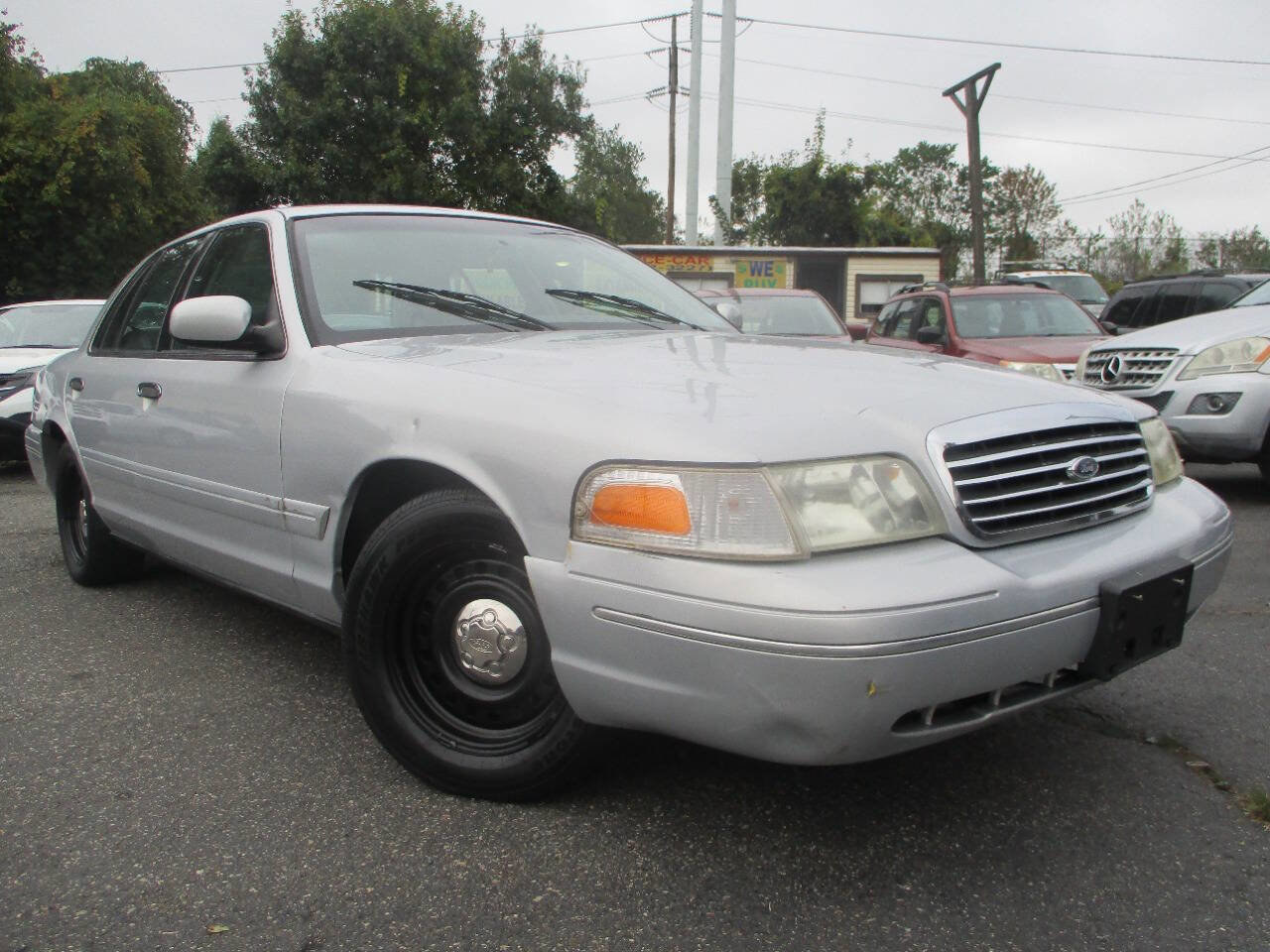 Used 1999 Ford Crown Victoria