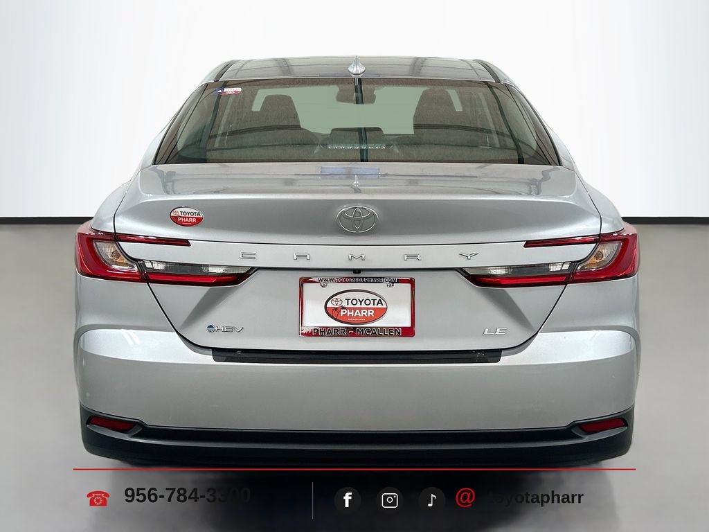 Used 2025 Toyota Camry LE w/ Convenience Package FWD image 6