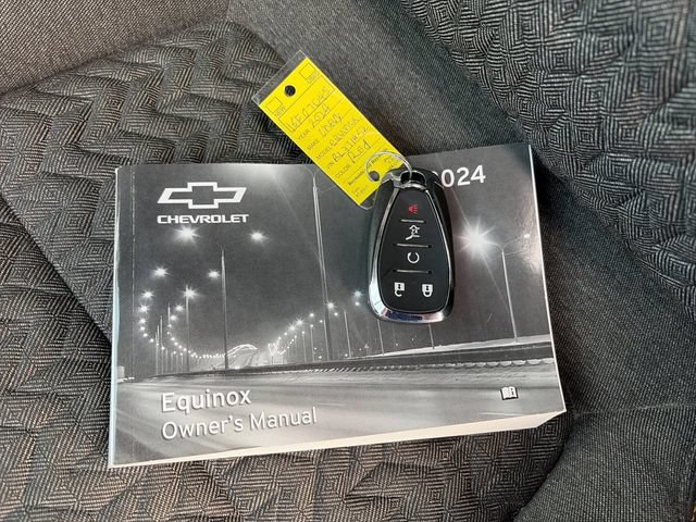 Used 2024 Chevrolet Equinox LT AWD/4WD image 10