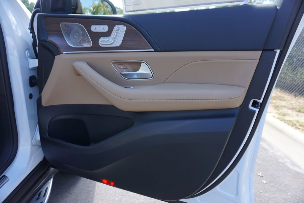 New 2026 Mercedes-Benz GLE 580 4MATIC image 68