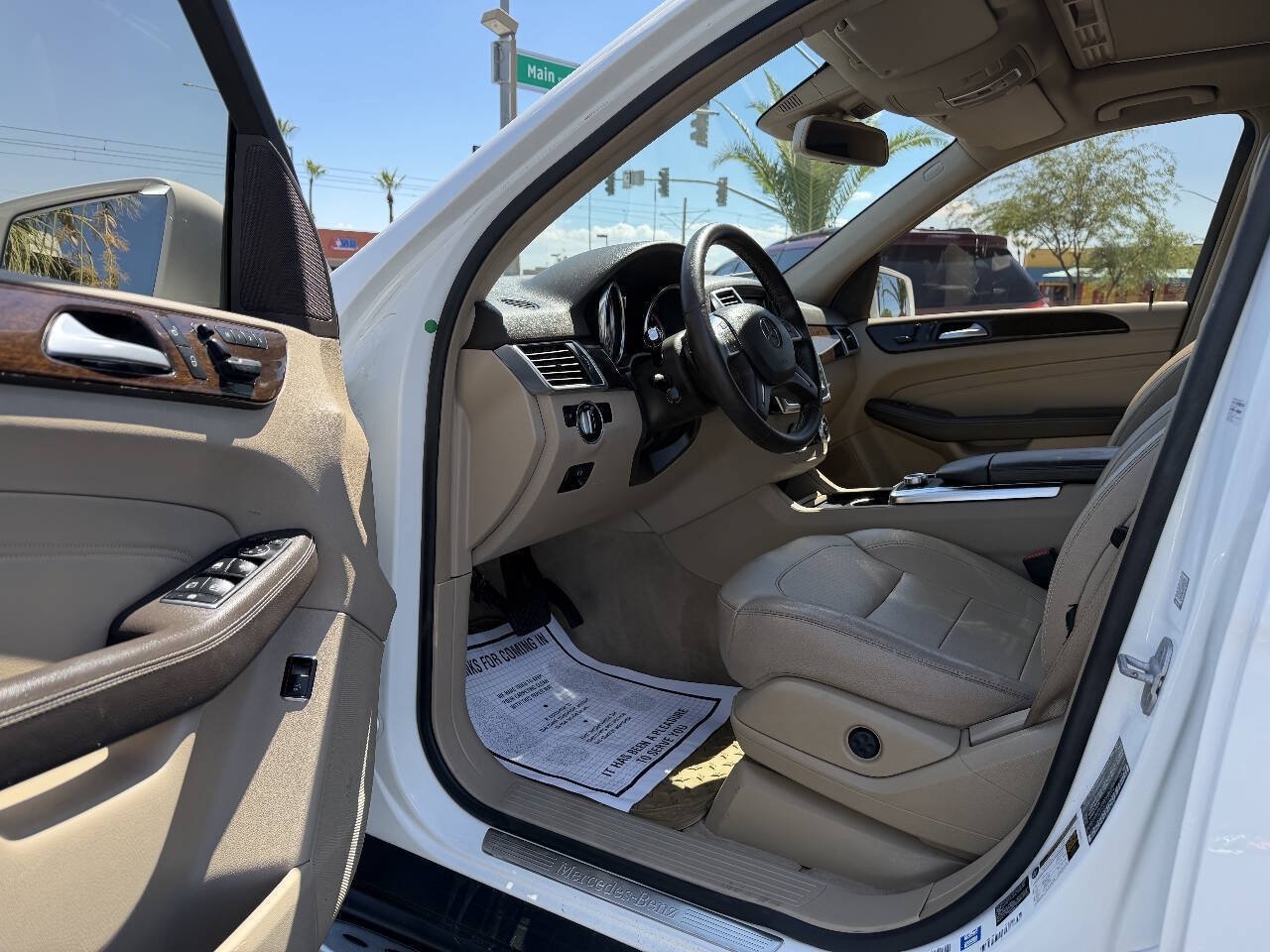 Used 2014 Mercedes-Benz ML 350 BlueTEC 4MATIC w/ Premium 1 Package image 8
