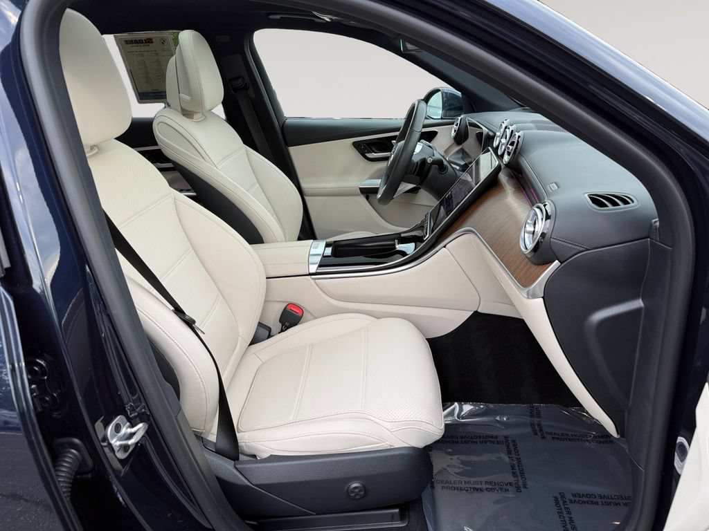 Used 2023 Mercedes-Benz GLC 300 4MATIC image 15