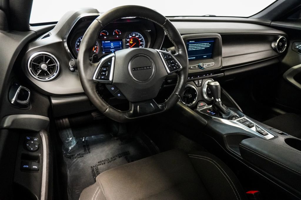 Used 2019 Chevrolet Camaro LT w/ RS Package image 10