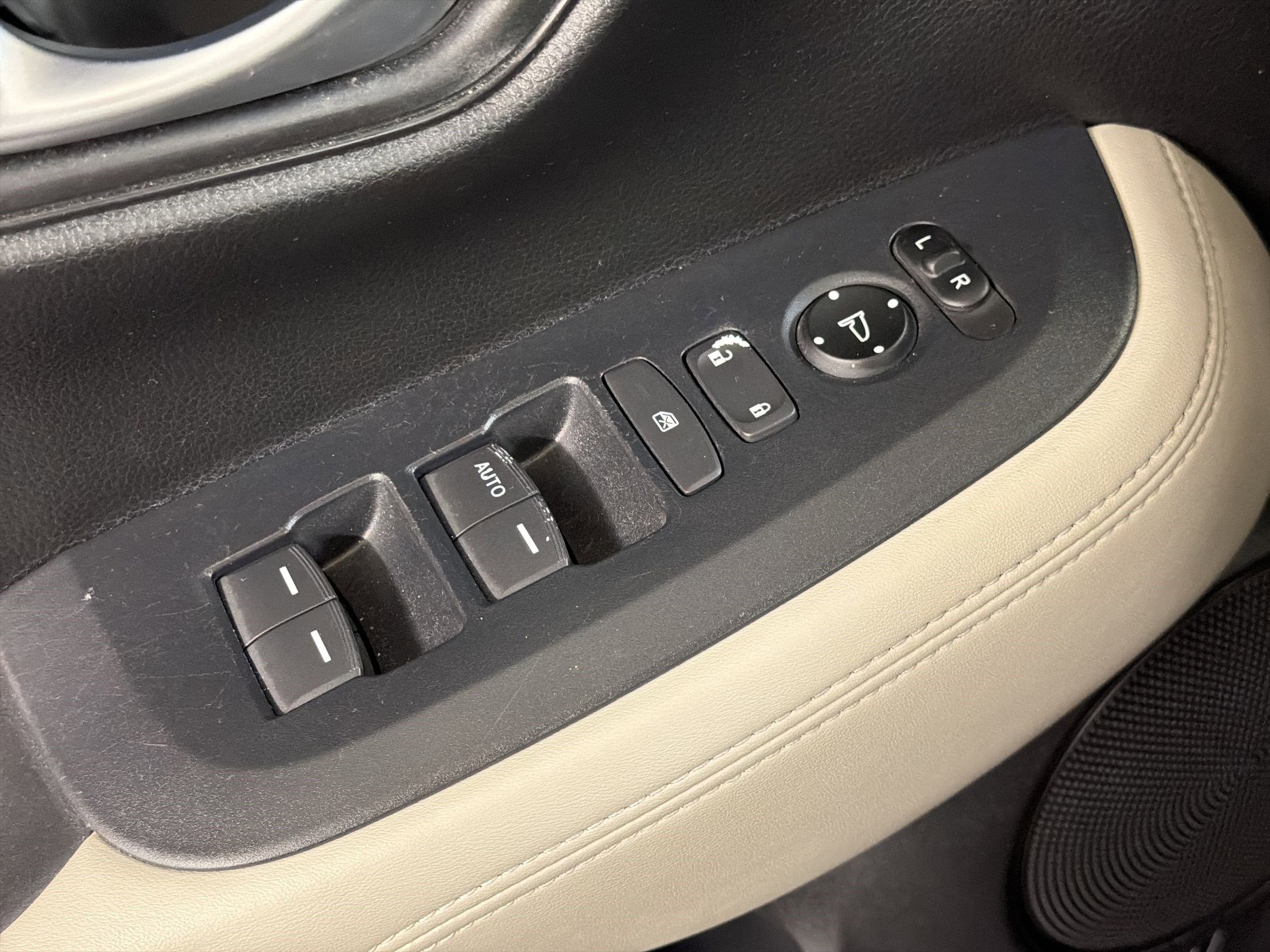 Certified 2024 Honda HR-V LX image 21