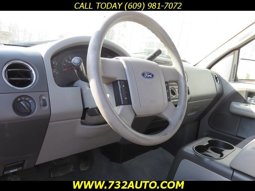 Used 2004 Ford F150 XLT image 28