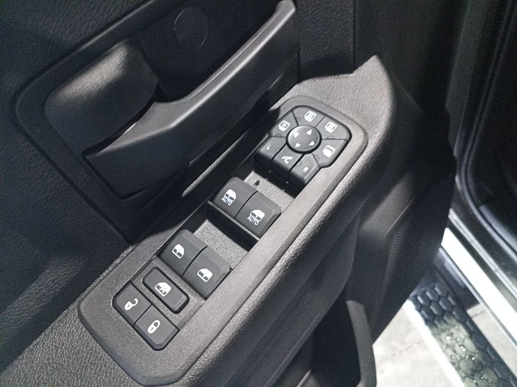New 2026 RAM 2500 Warlock AWD/4WD image 12