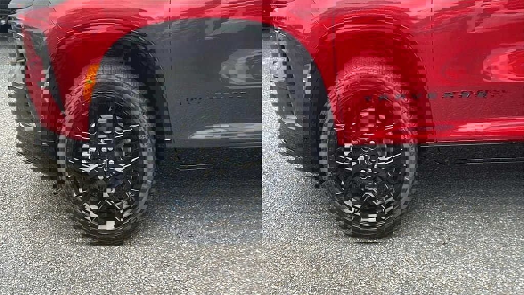 New 2026 Chevrolet Traverse RS w/ LPO, Floor Liner Package image 9