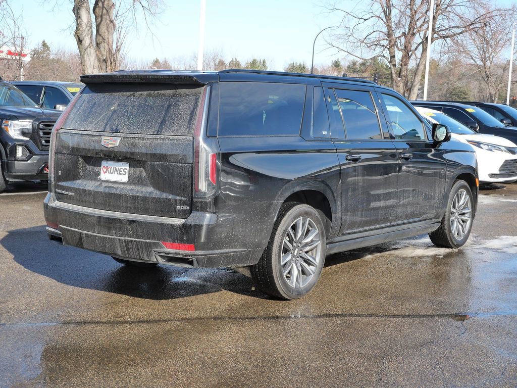 Used 2022 Cadillac Escalade ESV Sport w/ Touring Package image 10