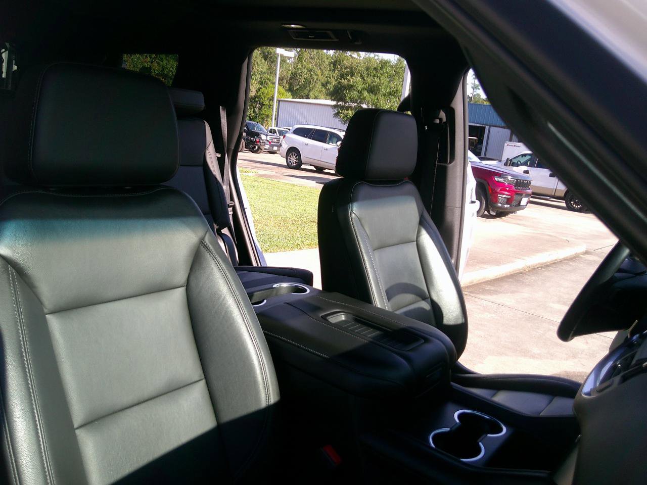 Used 2021 Chevrolet Tahoe LT w/ LT Signature Package RWD image 20