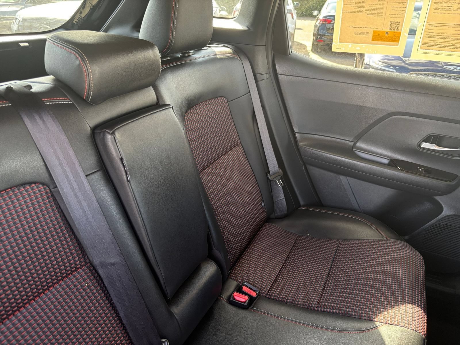 Used 2026 Nissan Kicks SR AWD/4WD image 37