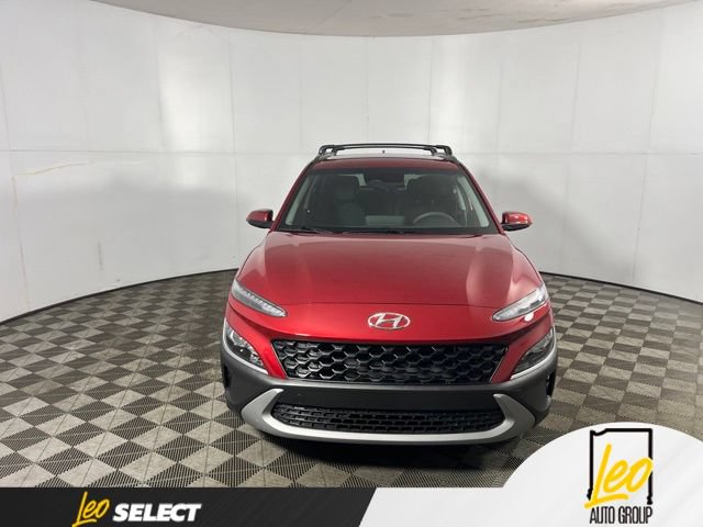 Used 2023 Hyundai Kona SEL AWD/4WD image 2