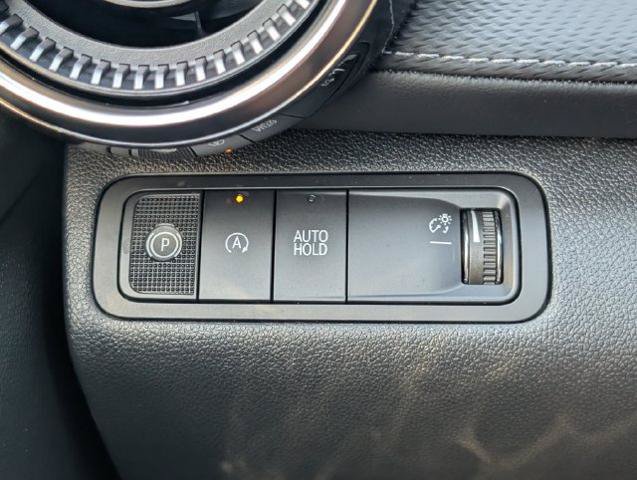 New 2027 Chevrolet Equinox LT w/ Convenience Package II FWD image 26