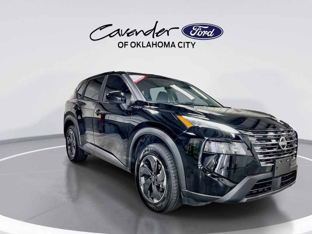 Used 2025 Nissan Rogue SV FWD image 2