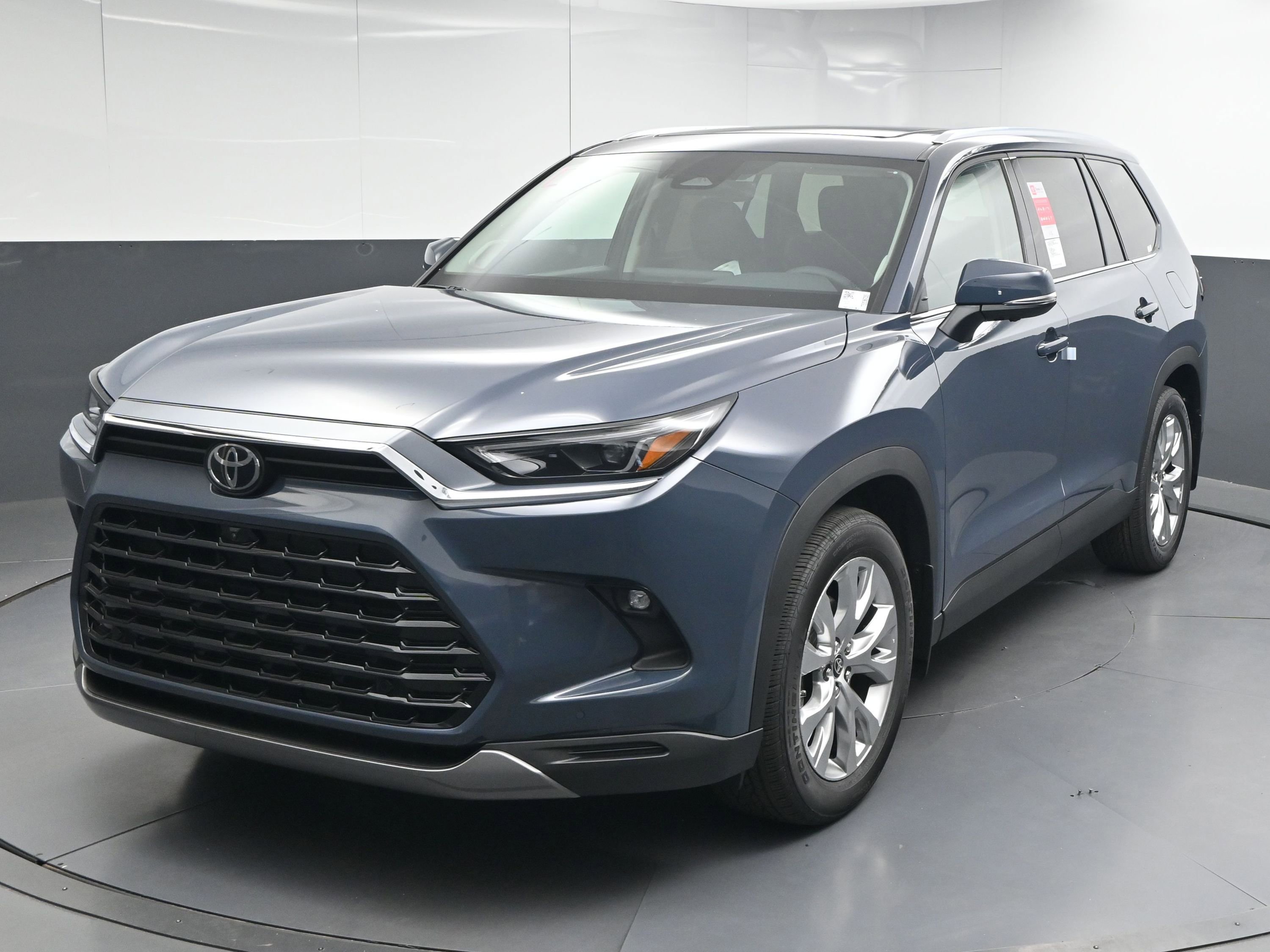 New 2026 Toyota Grand Highlander Limited image 4