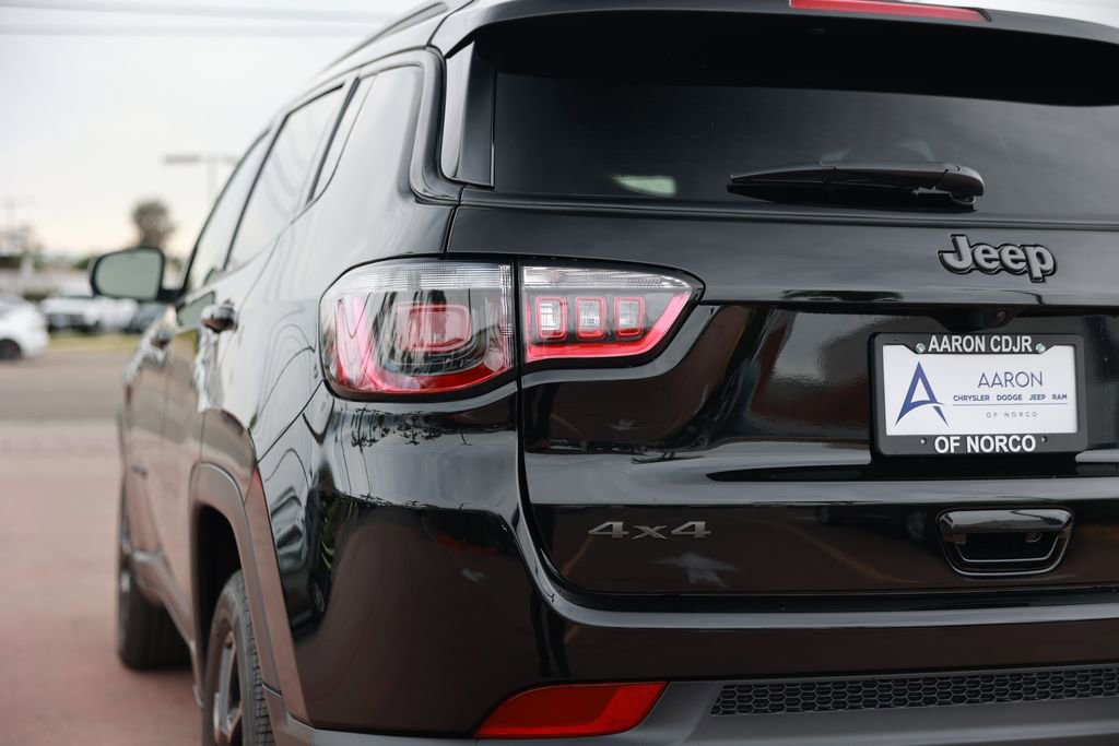 New 2026 Jeep Compass Latitude image 9