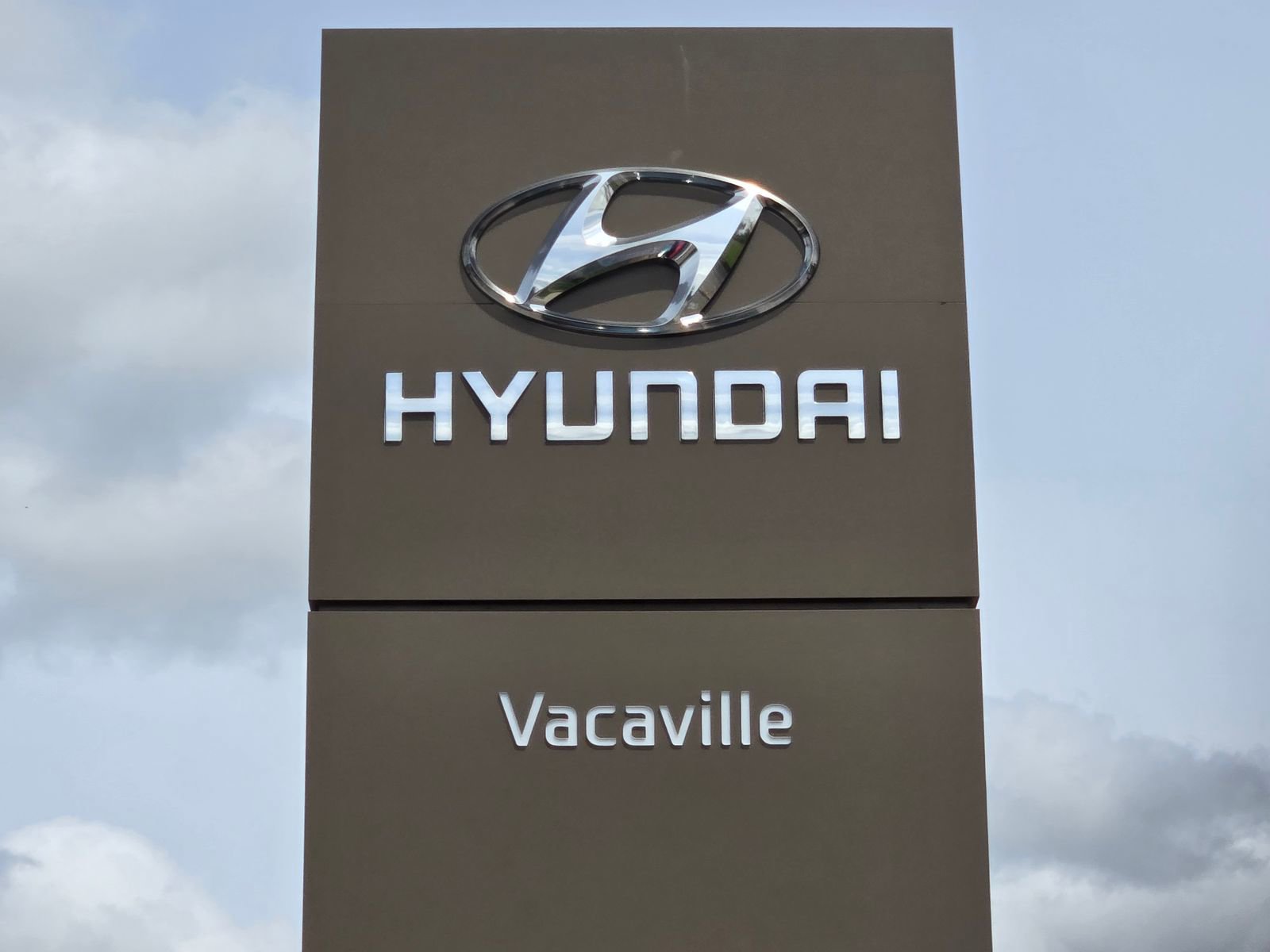 Used 2026 Hyundai Santa Fe SEL FWD image 4