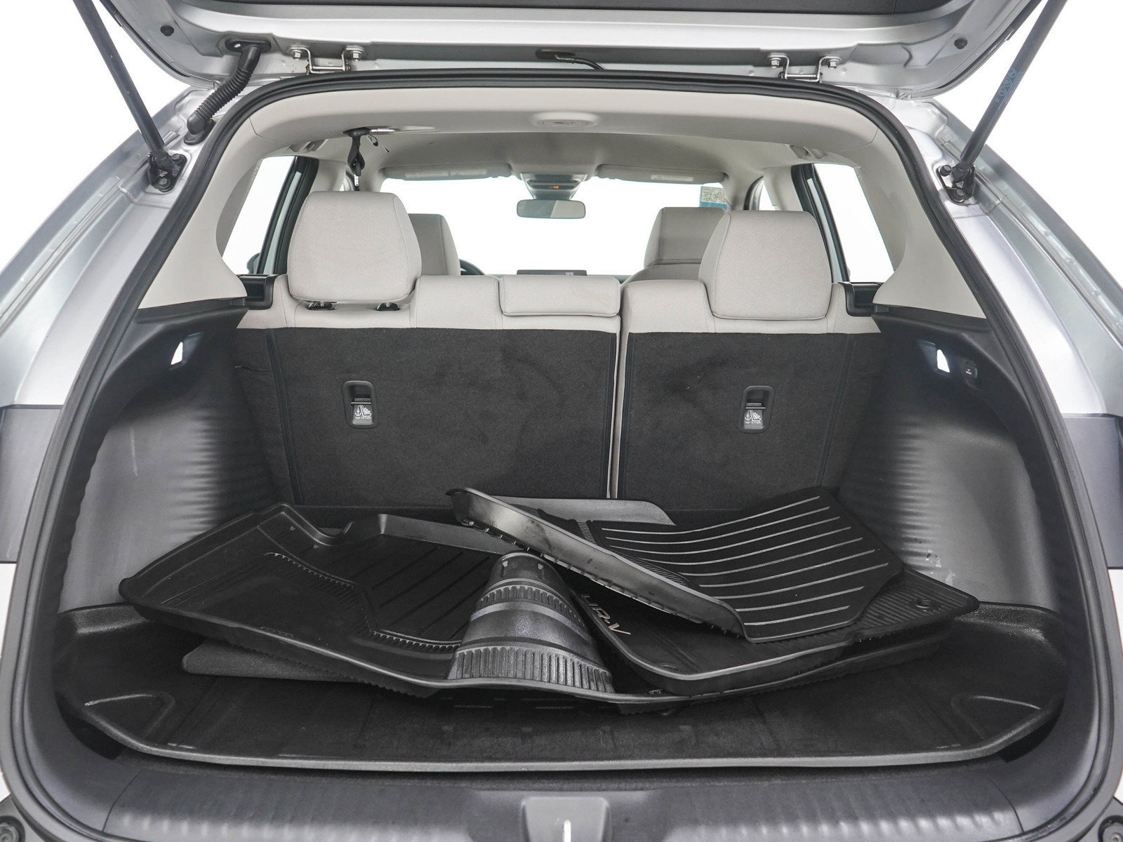 Used 2024 Honda HR-V LX image 9