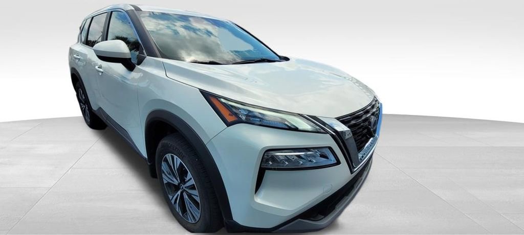 Certified 2023 Nissan Rogue SV FWD image 2