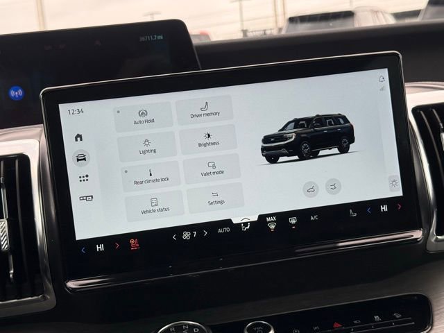 Certified 2025 Ford Expedition Max Platinum image 36