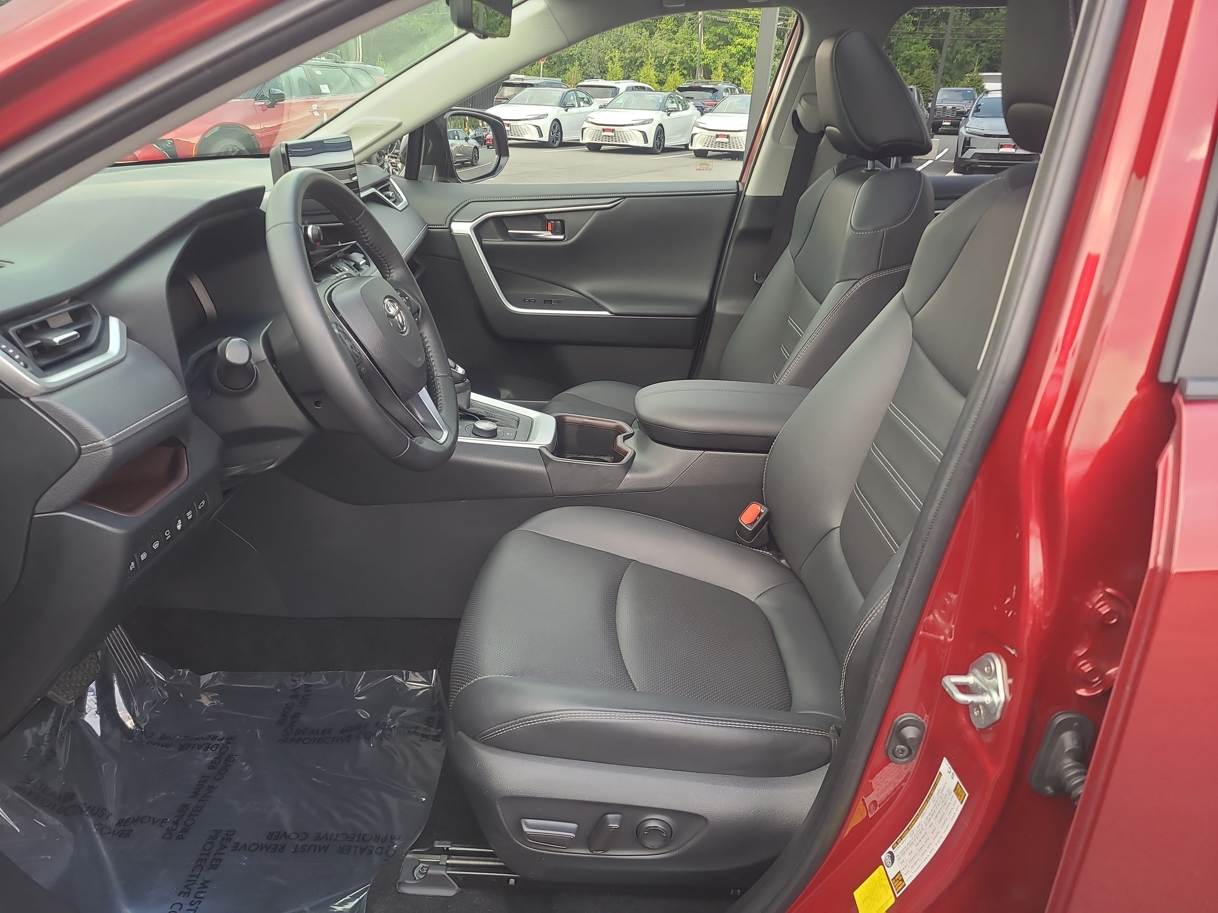 Certified 2025 Toyota RAV4 Limited w/ Advanced Technology Package AWD/4WD image 16