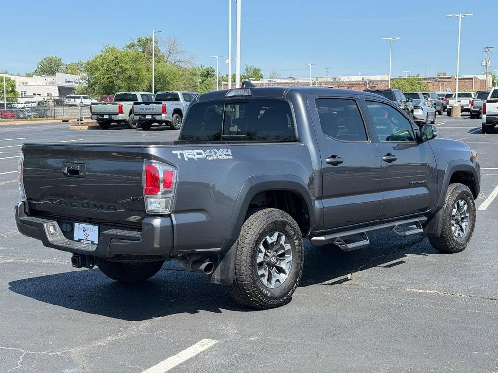 Certified 2023 Toyota Tacoma TRD Off-Road w/ Technology Package AWD/4WD image 3
