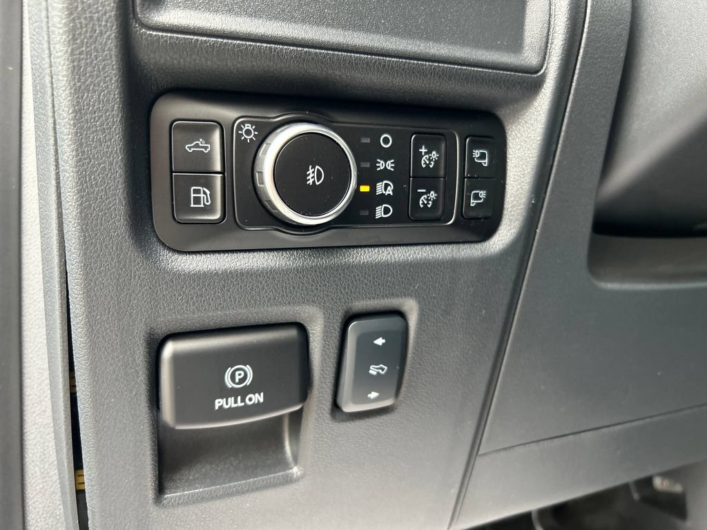Used 2025 Ford F150 Platinum w/ Equipment Group 702A High AWD/4WD image 21