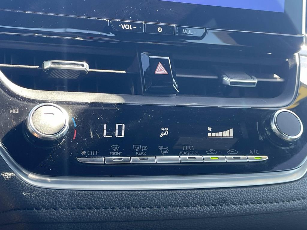 Used 2025 Toyota Corolla XSE image 21